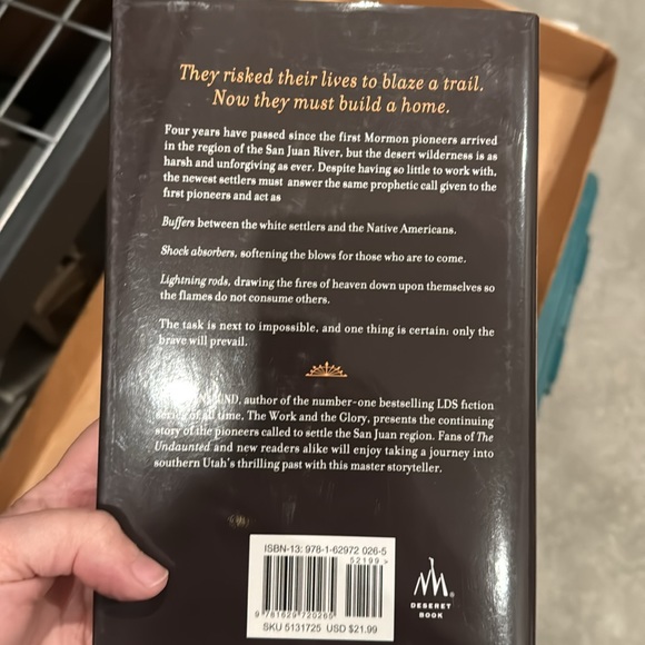 4 Lund books hardcover - Picture 3 of 5